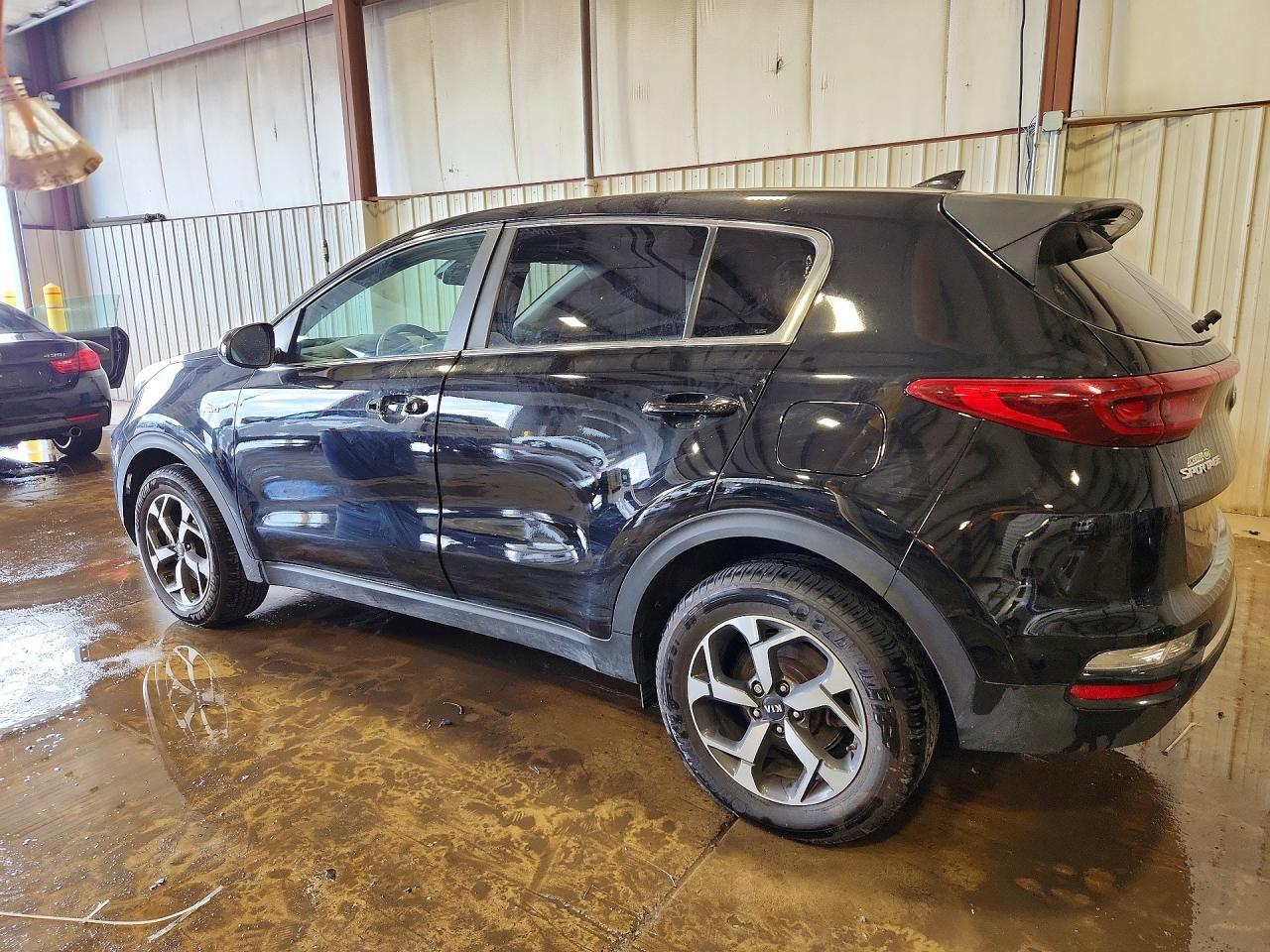 2020 Kia Sportage Lx - Image 2