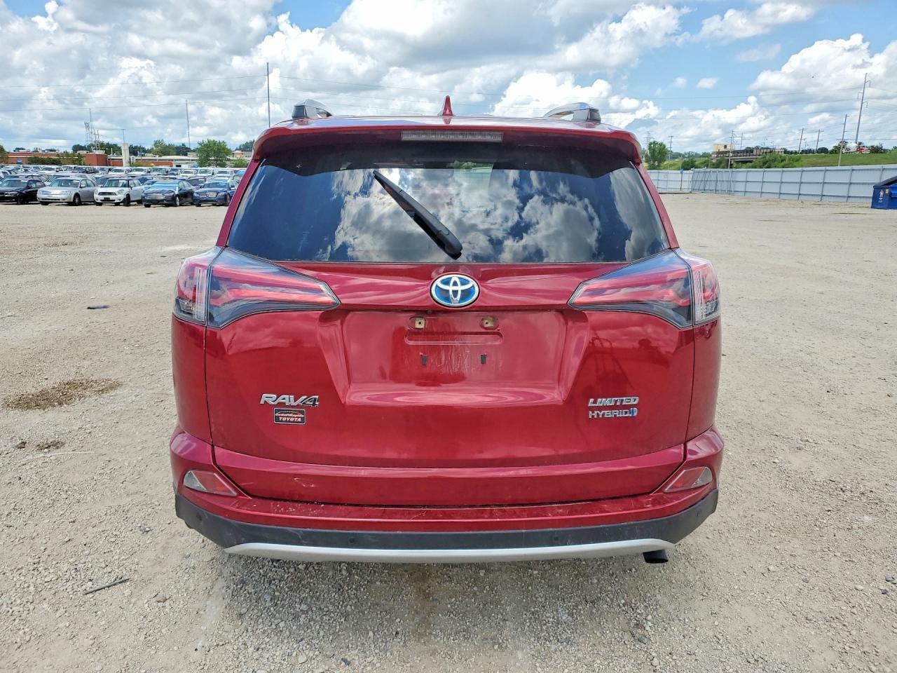 2018 Toyota Rav4 - Image 6