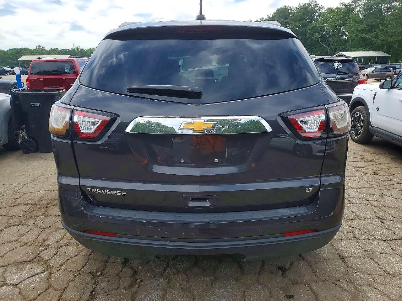 2017 Chevrolet Traverse Lt - Image 6