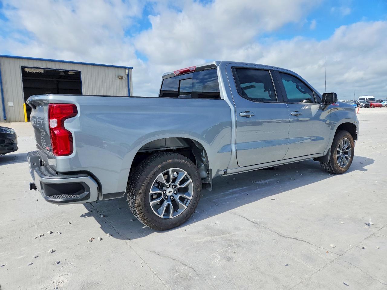 2026 Chevrolet Silverado K1500 Rst - Фото 3