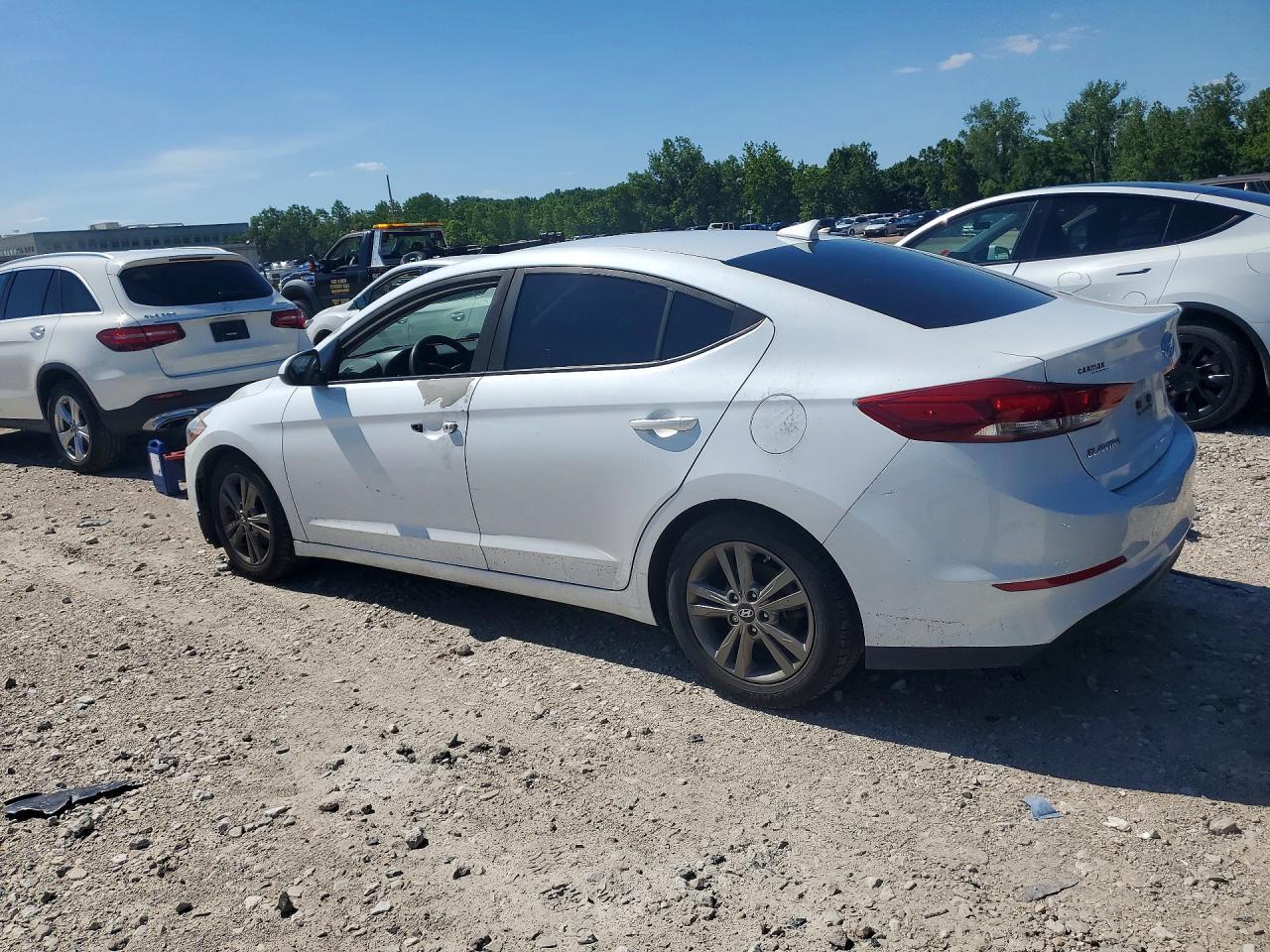 2018 Hyundai Elantra Sel - Фото 2