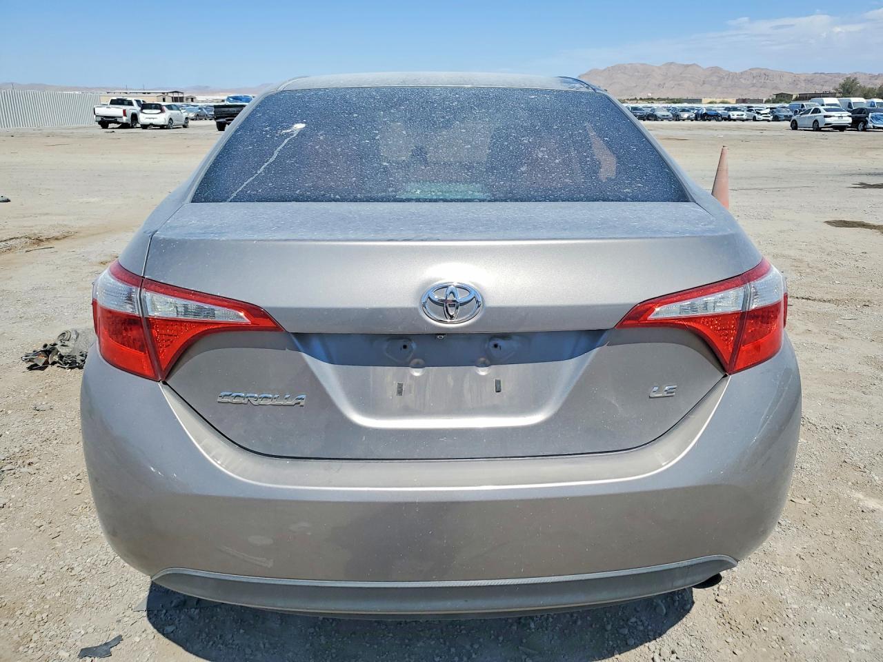 2015 Toyota Corolla Le - Фото 6
