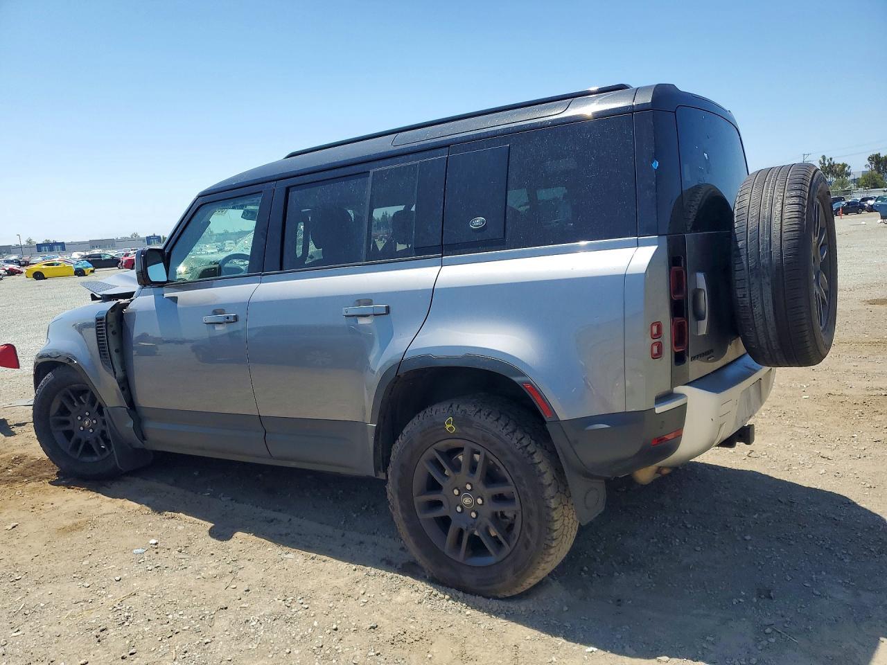2021 Land Rover Defender 110 Se - Image 2
