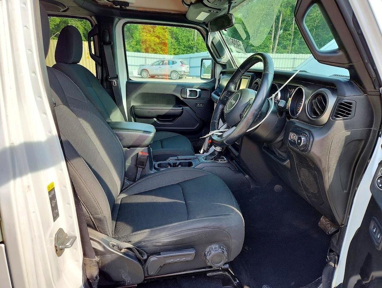 2021 Jeep Wrangler Unlimited Sport - Фото 7