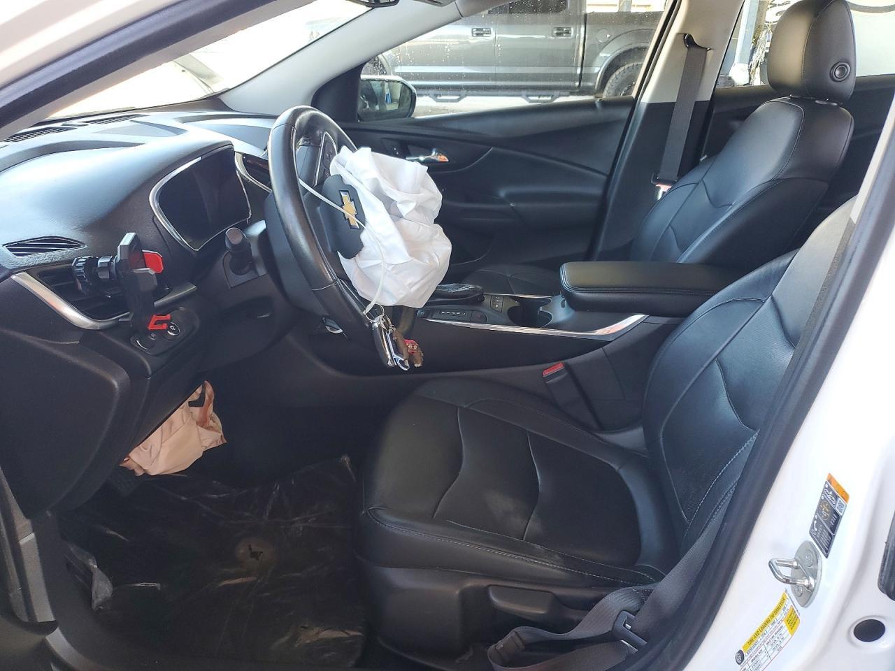 2017 Chevrolet Volt Premier - Image 7