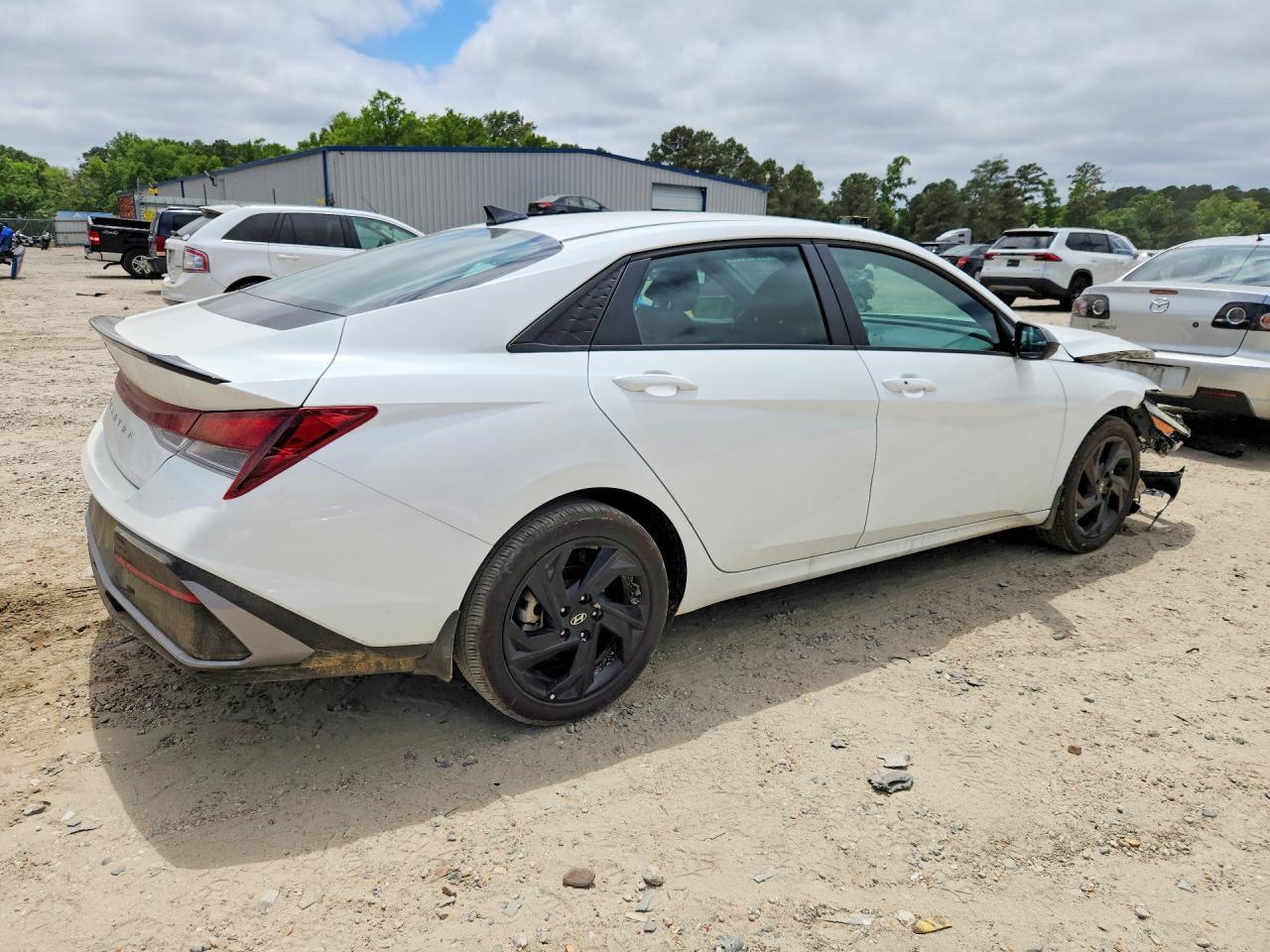 2026 Hyundai Elantra Sel Sport - Фото 3