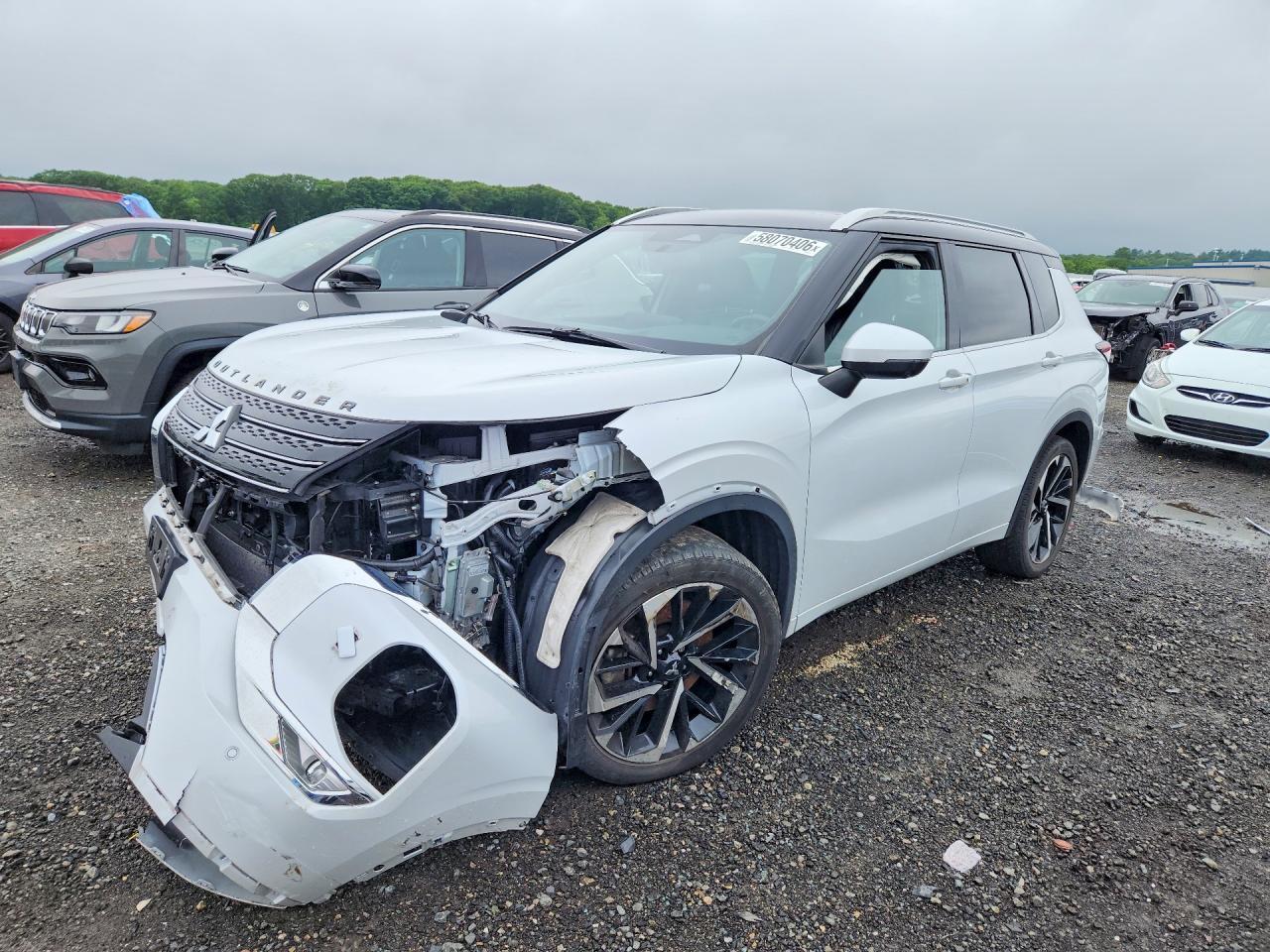 2023 Mitsubishi Outlander Sel