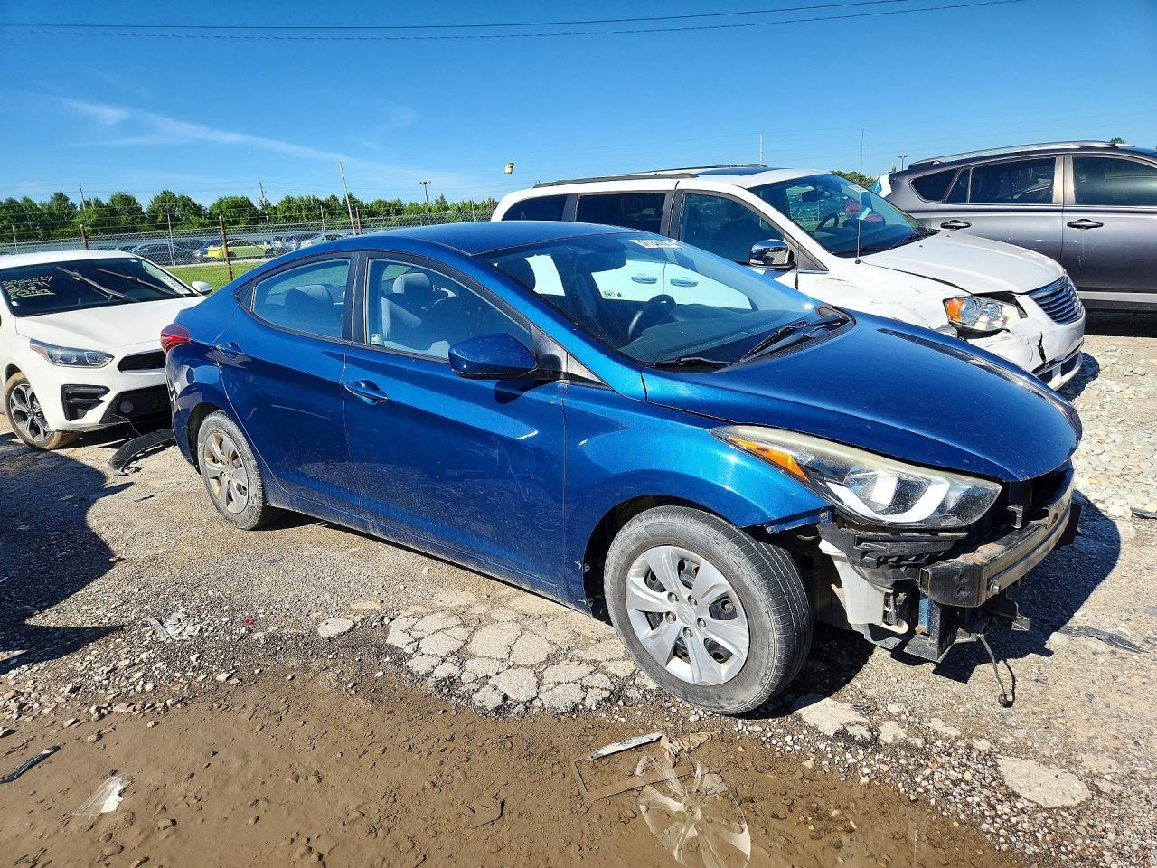 2016 Hyundai Elantra Se - Фото 4