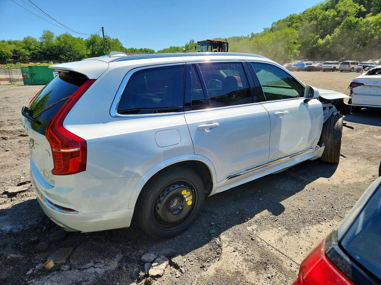 2021 Volvo Xc90 T8 Recharge Inscription Express - Image 3