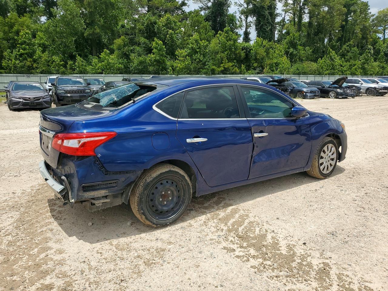 2016 Nissan Sentra S - Фото 3