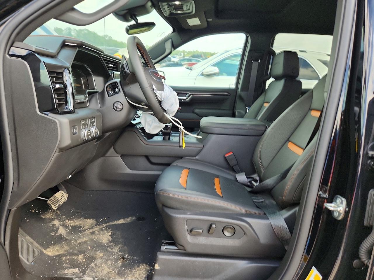 2026 GMC Sierra 15 - Image 7