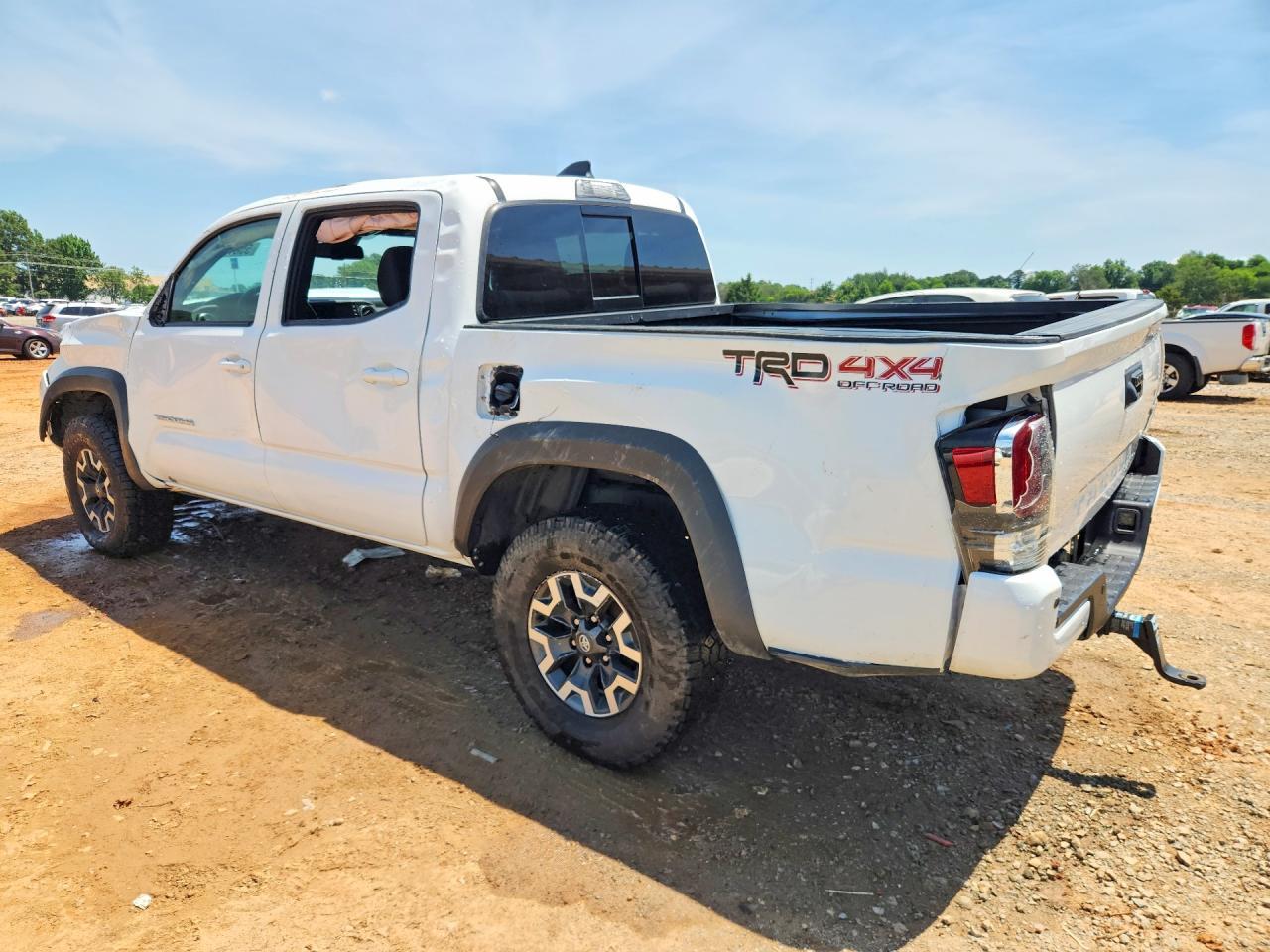 2021 Toyota Tacoma Trd Off-Road - Image 2