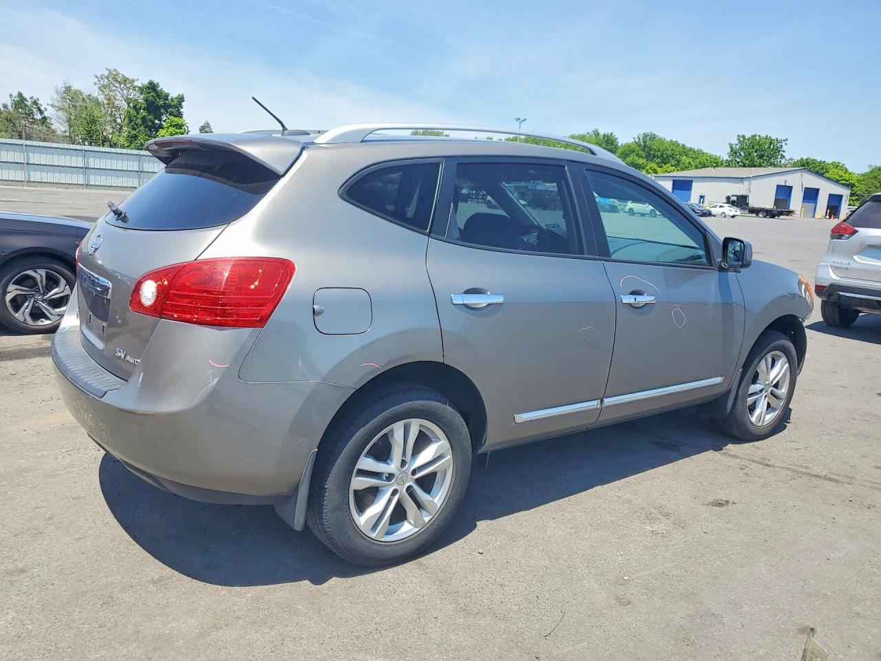 2012 Nissan Rogue S - Фото 3