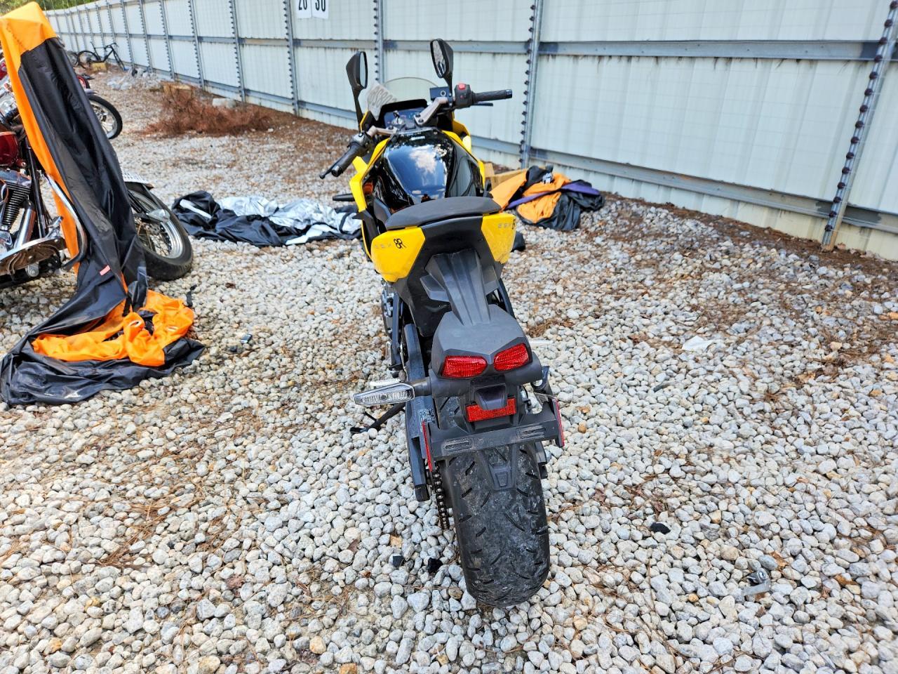 2024 Suzuki Gsx800 F - Фото 4