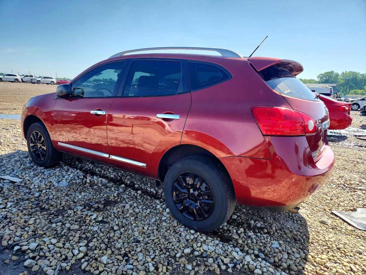 2015 Nissan Rogue Select S - Фото 2