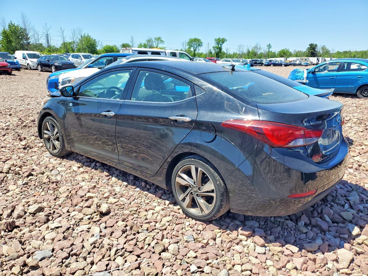 2015 Hyundai Elantra Limited - Фото 2