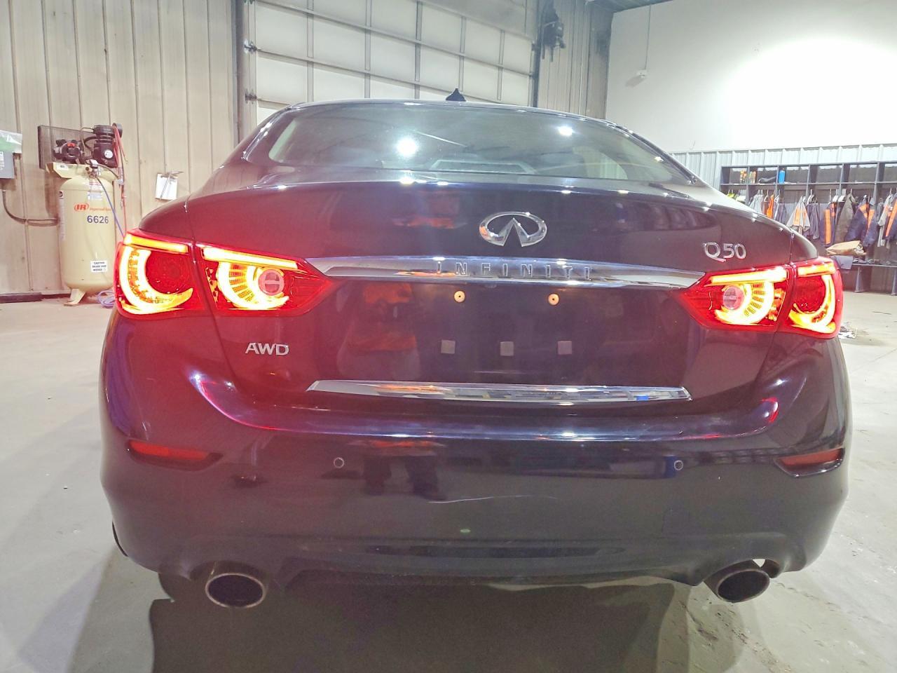 2017 Infiniti Q50 3.0T Premium - Image 6