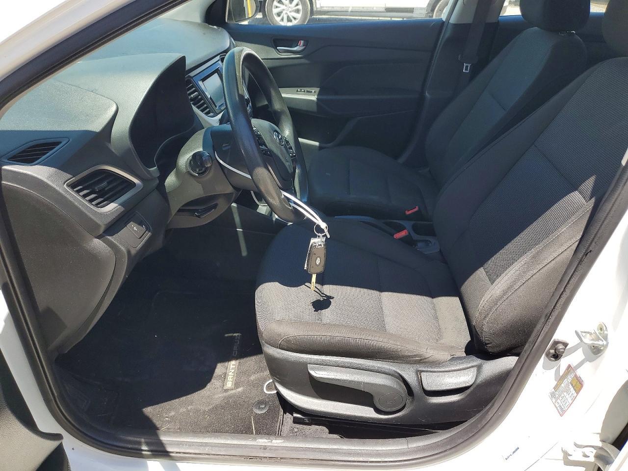 2021 Hyundai Accent Se - Фото 7