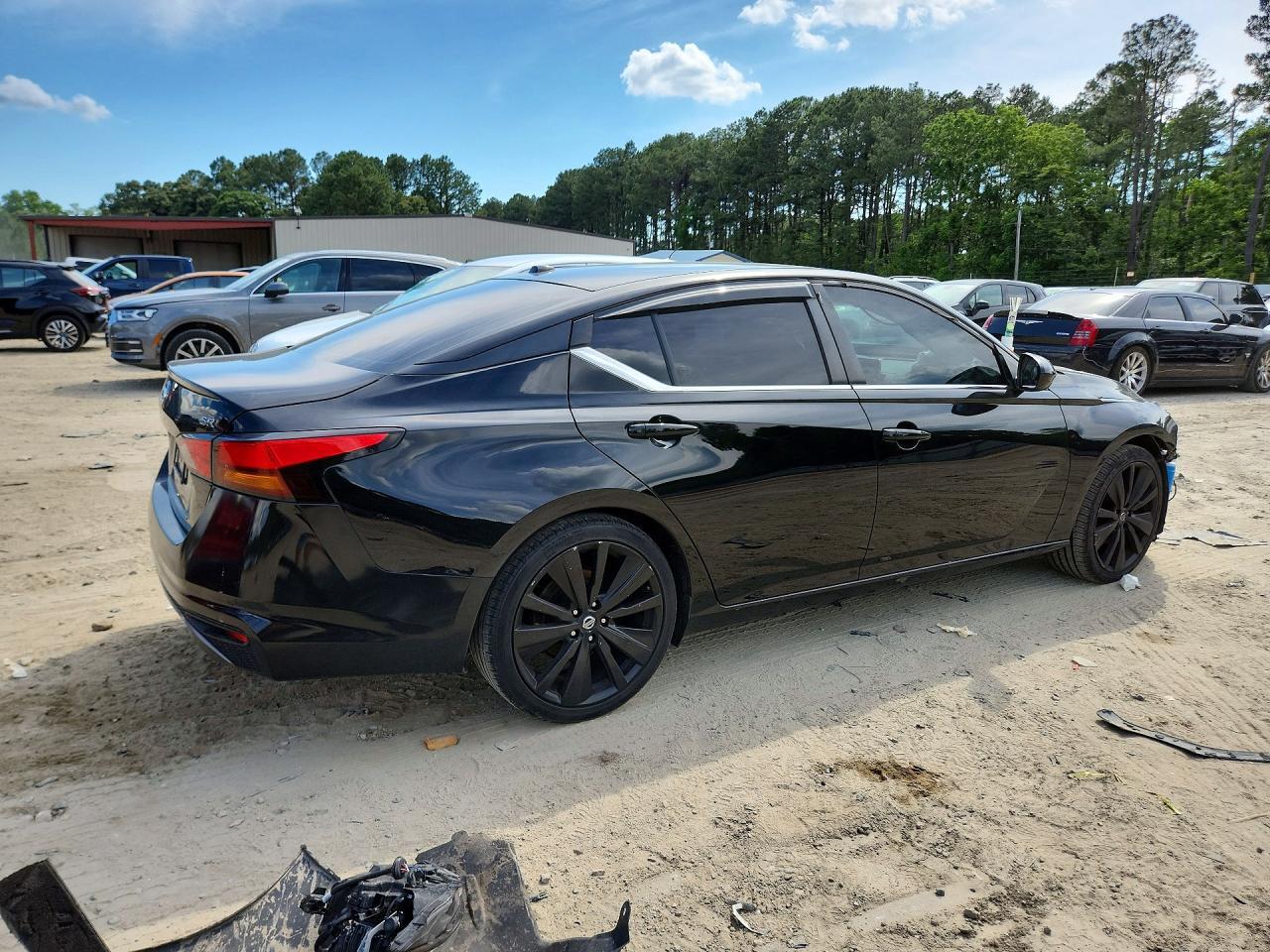 2019 Nissan Altima Sr - Фото 3