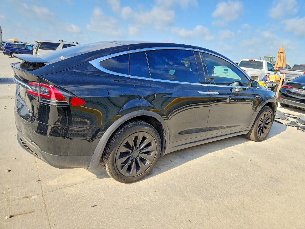 2017 Tesla Model X - Image 3