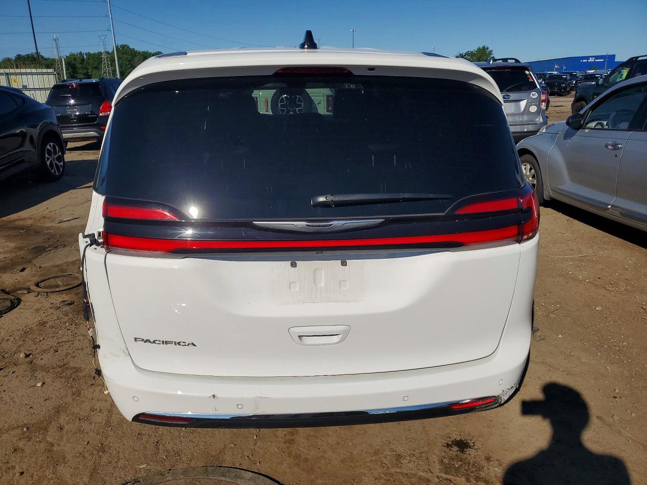 2025 Chrysler Pacifica Select - Фото 6