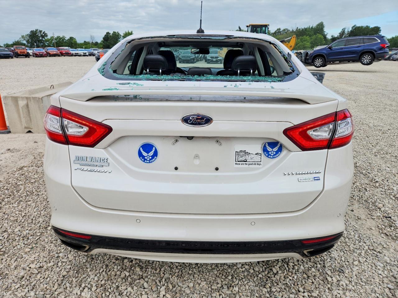 2016 Ford Fusion Titanium - Фото 6