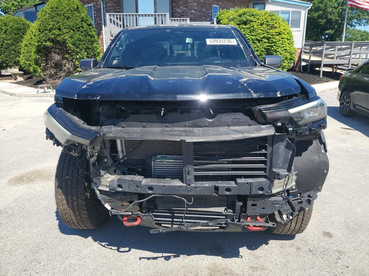 2025 Chevrolet Colorado Z71 - Image 5