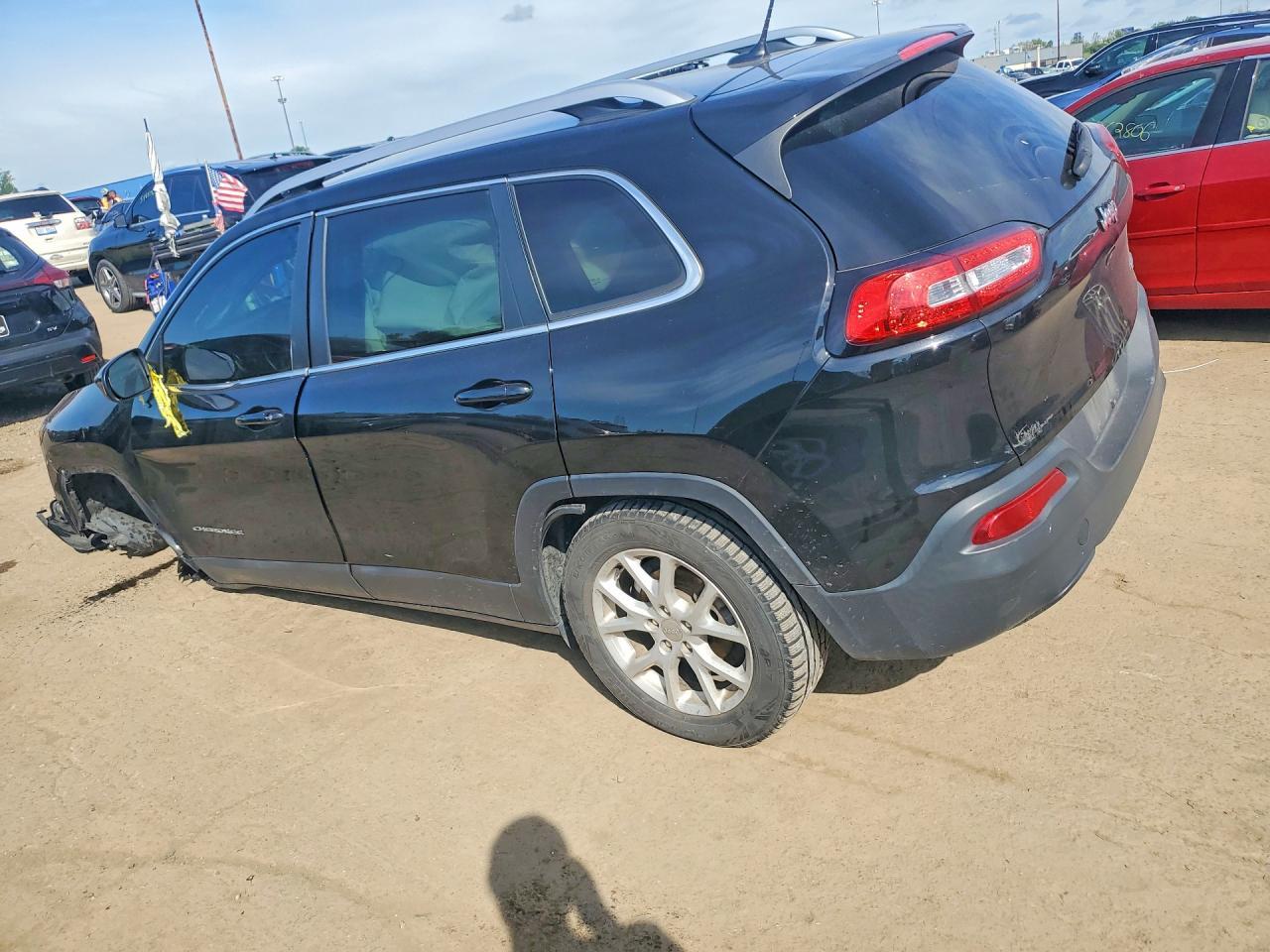 2017 Jeep Cherokee Latitude - Фото 2
