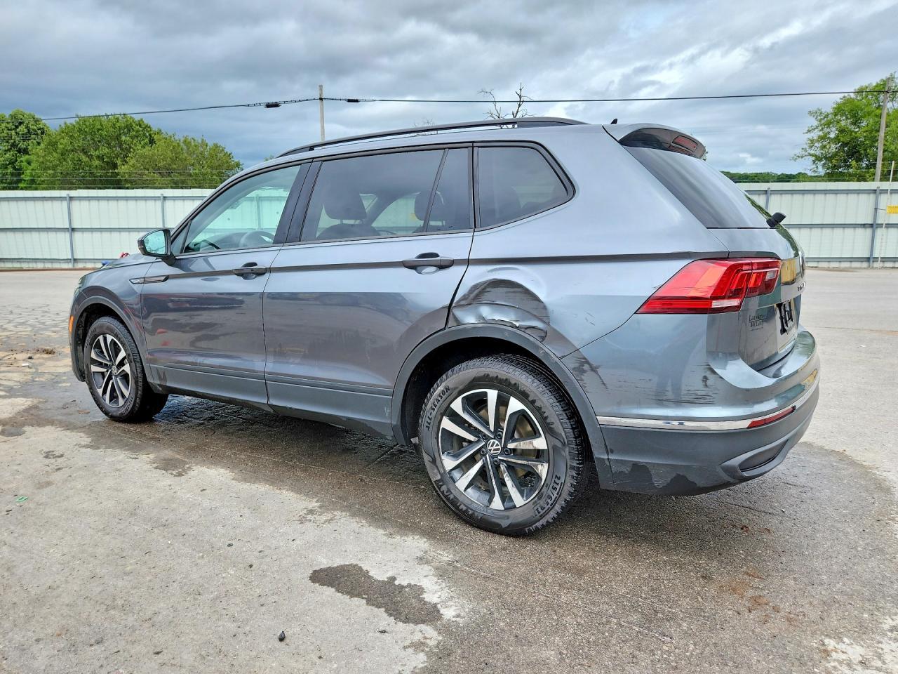 2023 Volkswagen Tiguan S - Фото 2