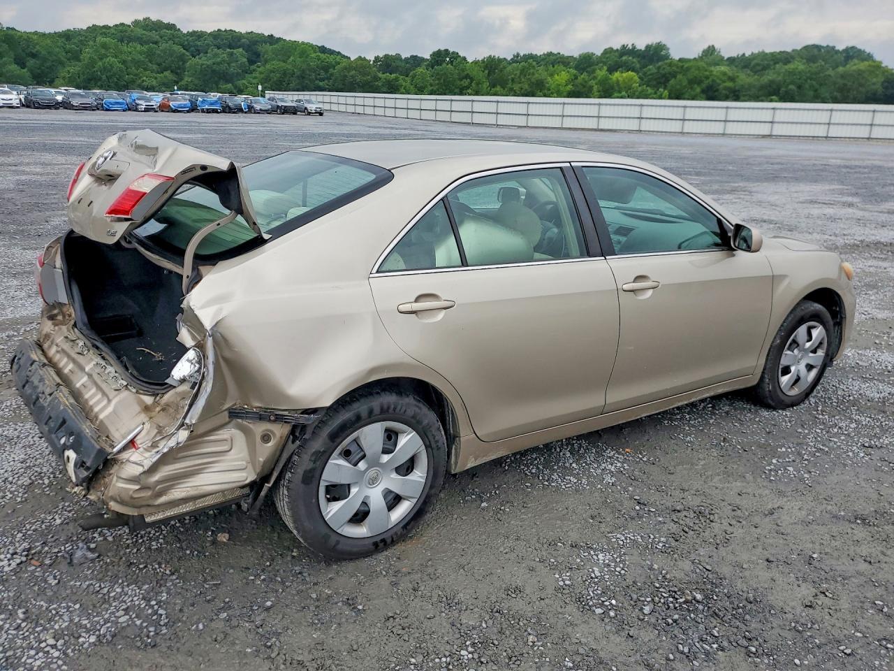 2007 Toyota Camry Le - Фото 3