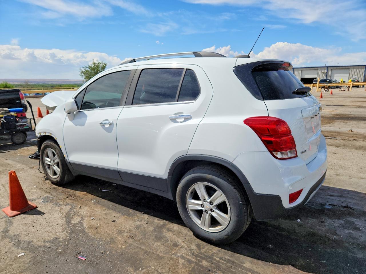 2020 Chevrolet Trax 1Lt - Фото 2