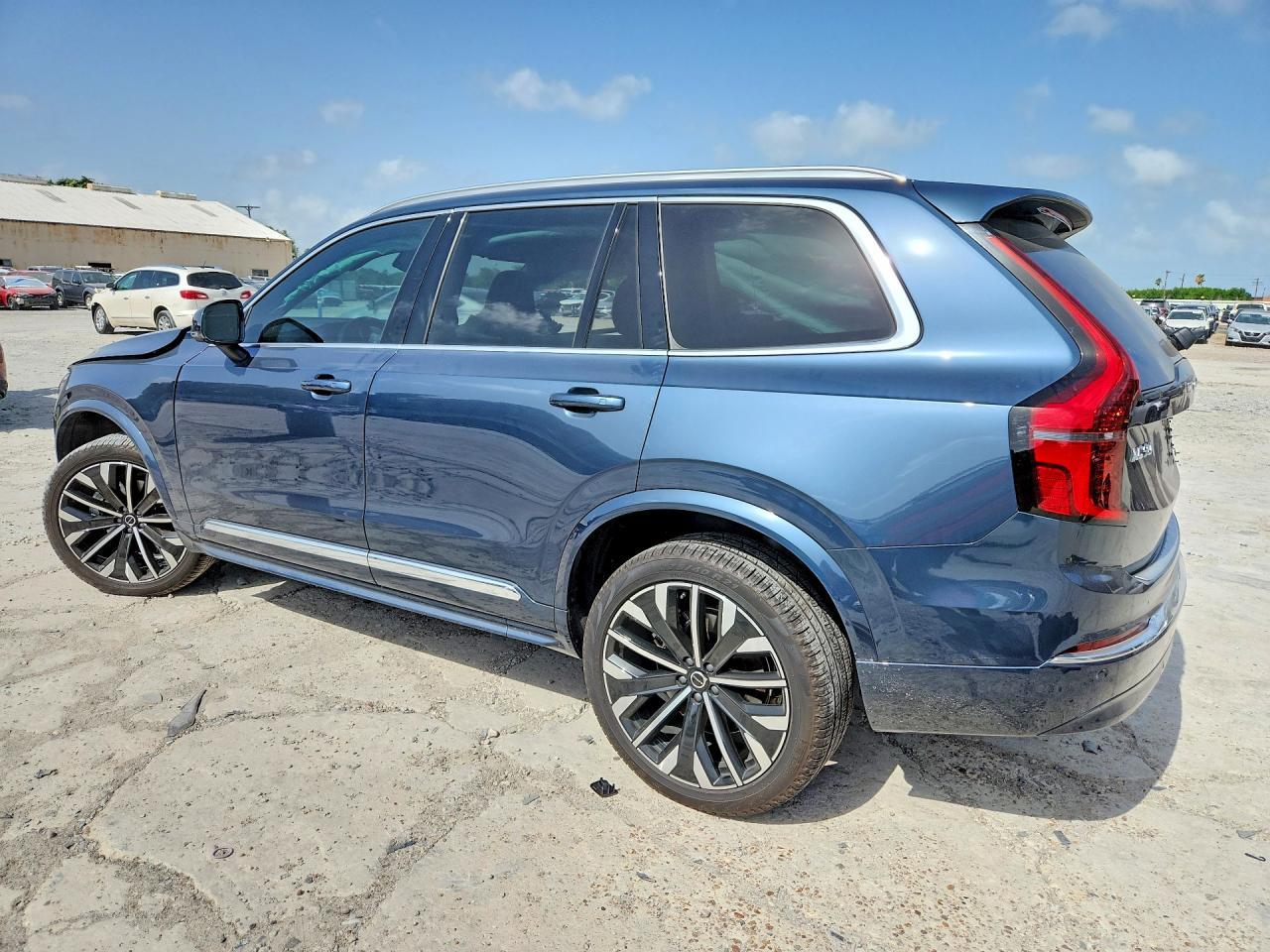2025 Volvo Xc90 Core - Фото 2