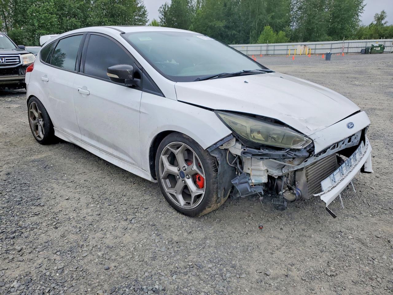 2016 Ford Focus St - Фото 4