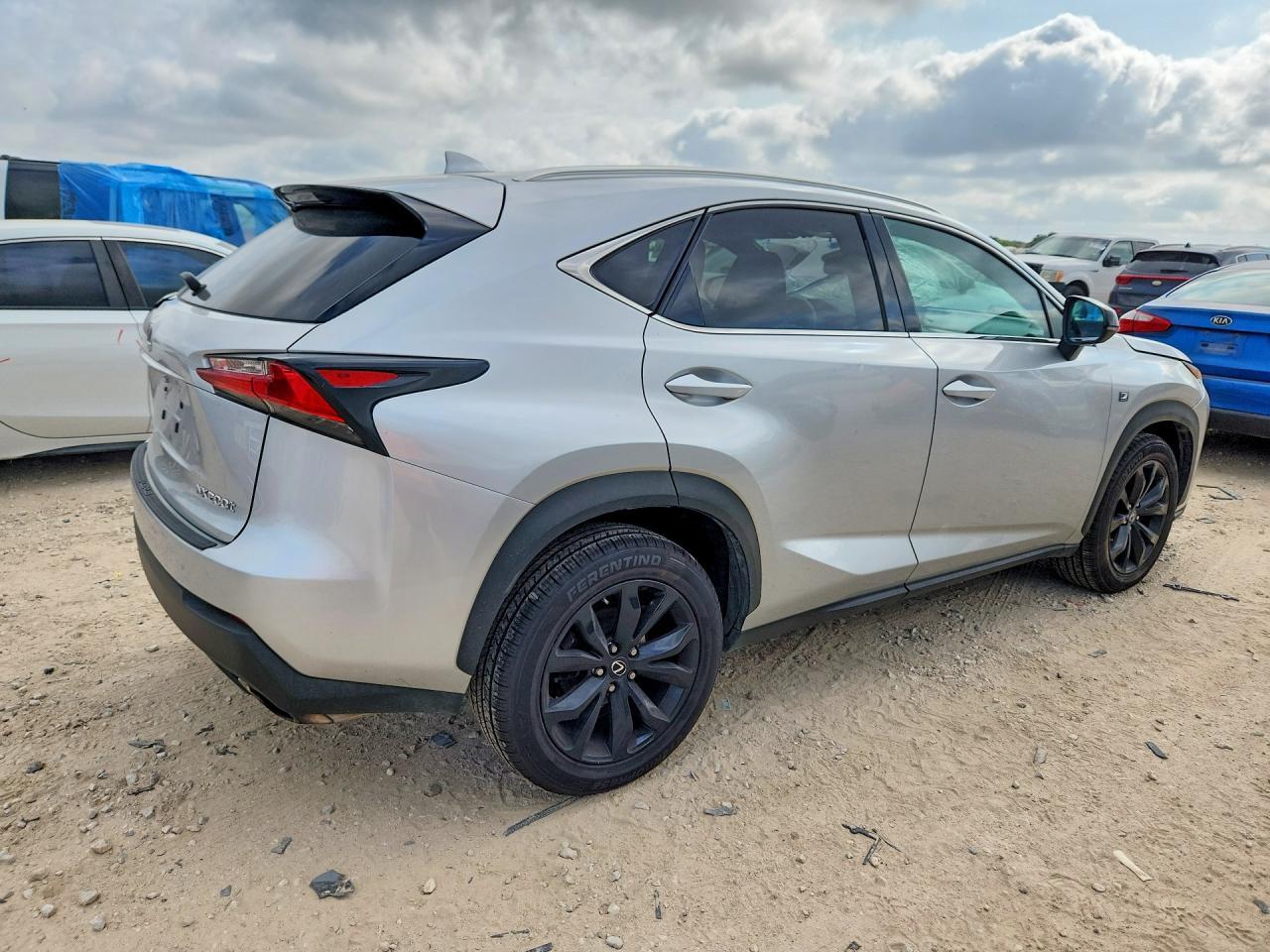 2017 Lexus Nx 200T F Sport - Фото 3
