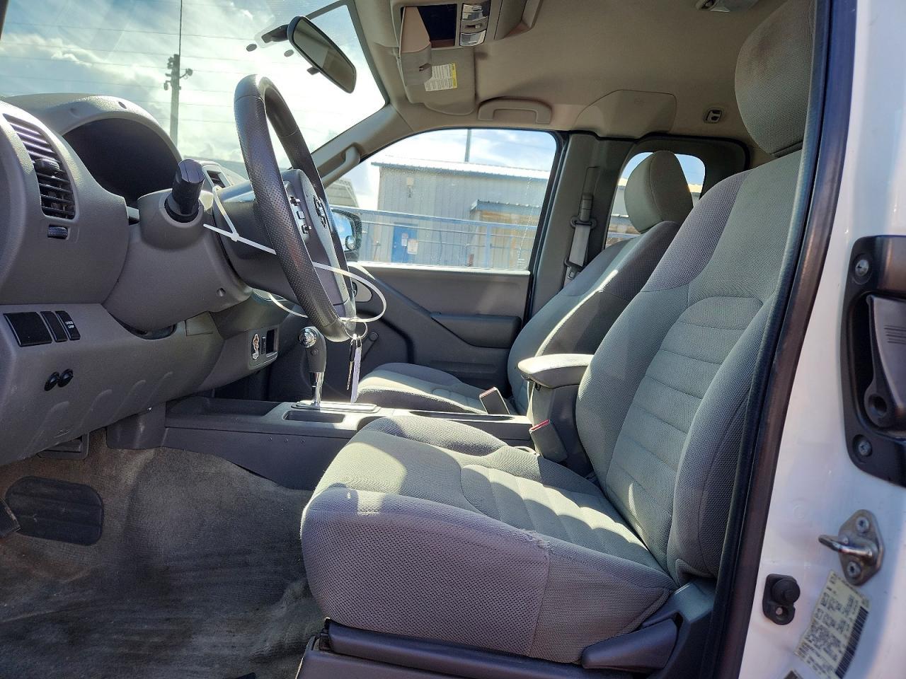 2016 Nissan Frontier S - Фото 7