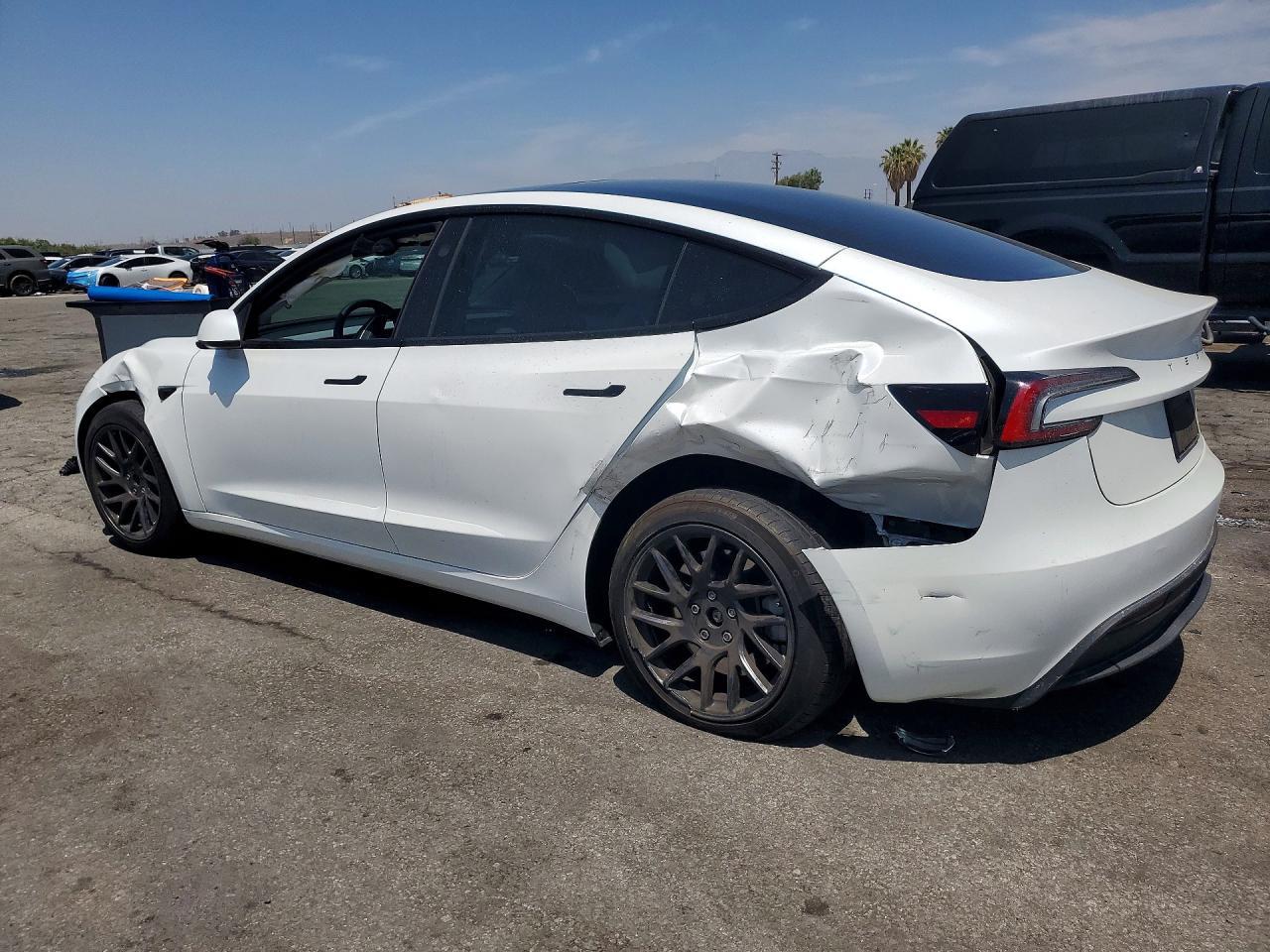 2024 Tesla Model 3 - Image 2