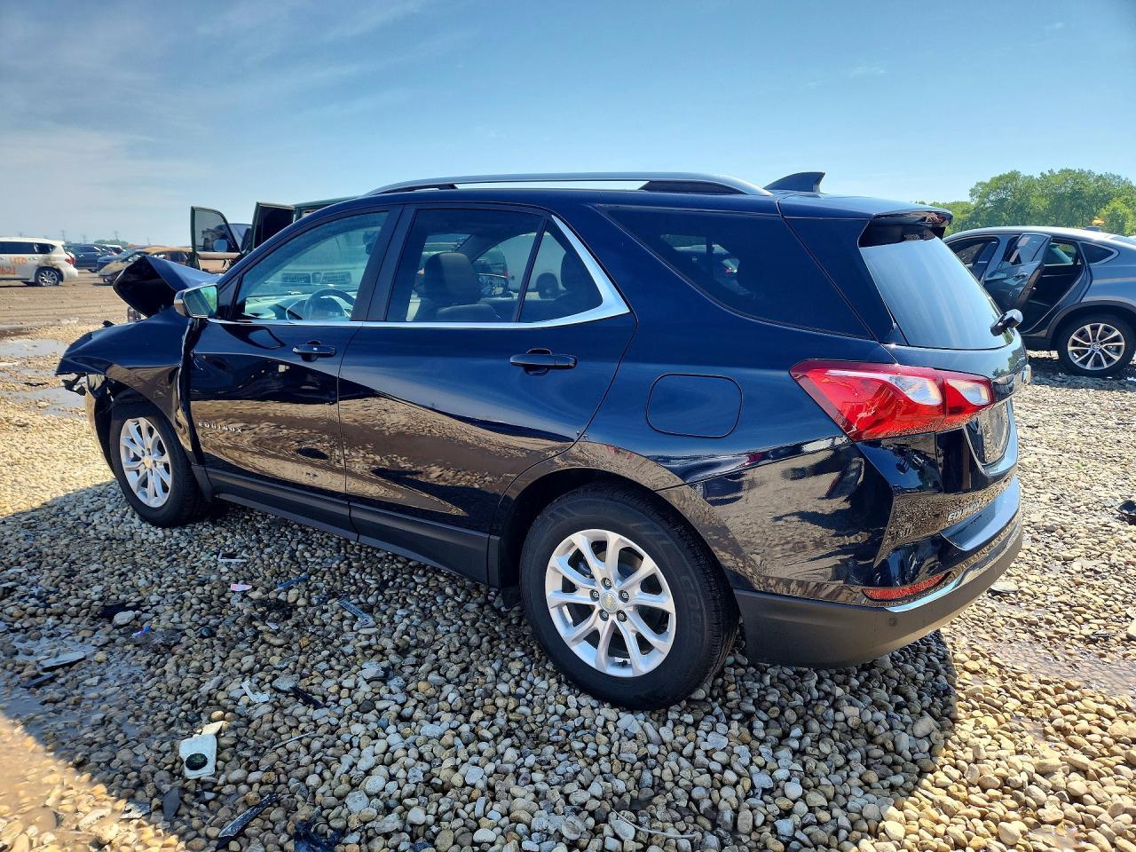 2021 Chevrolet Equinox Lt - Фото 2