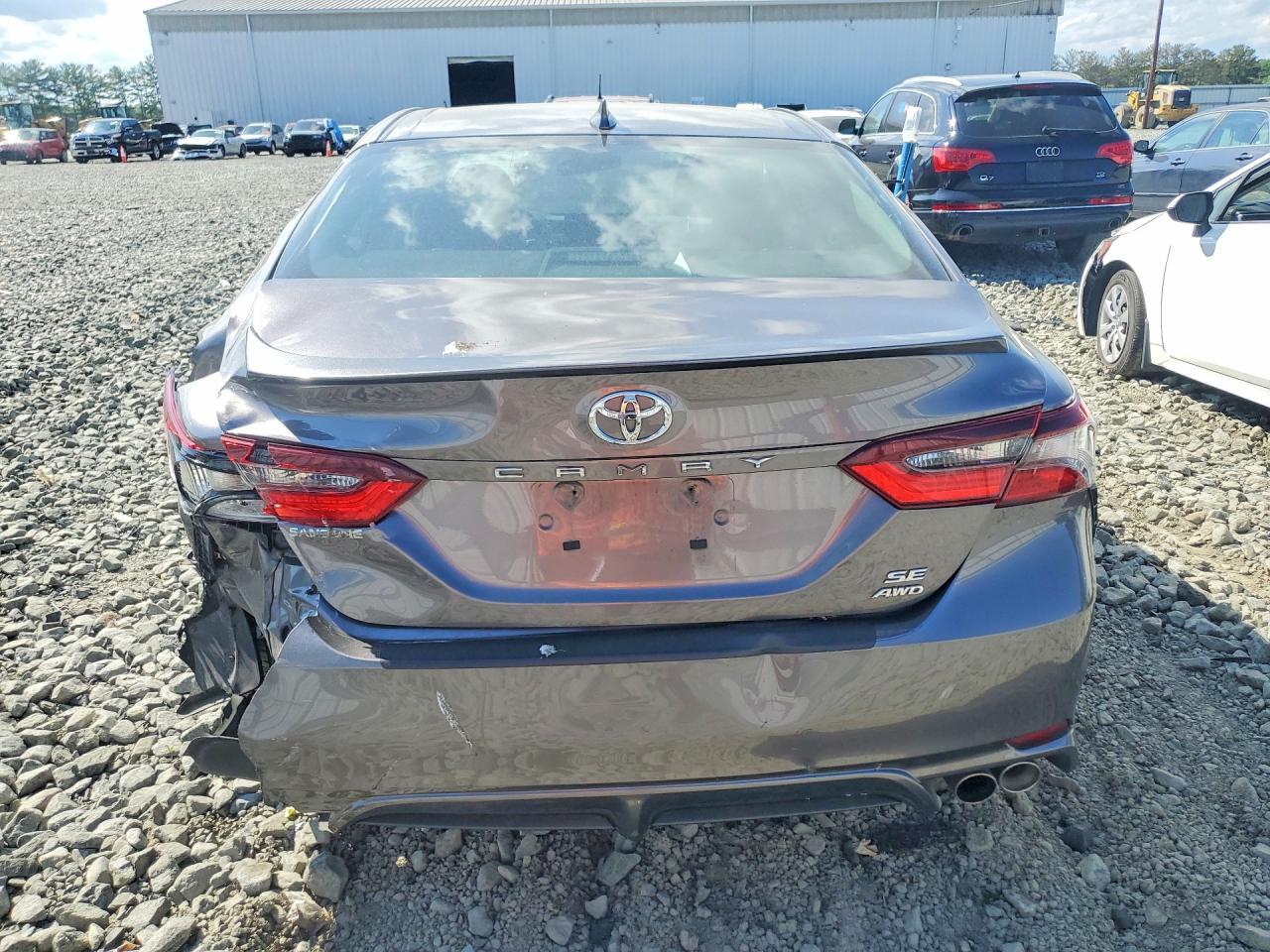 2024 Toyota Camry Se - Image 6