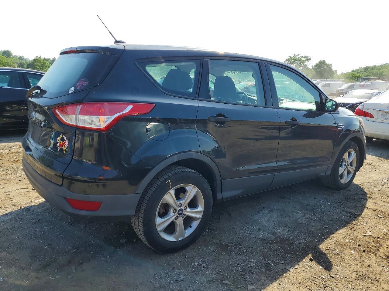 2015 Ford Escape S - Фото 3