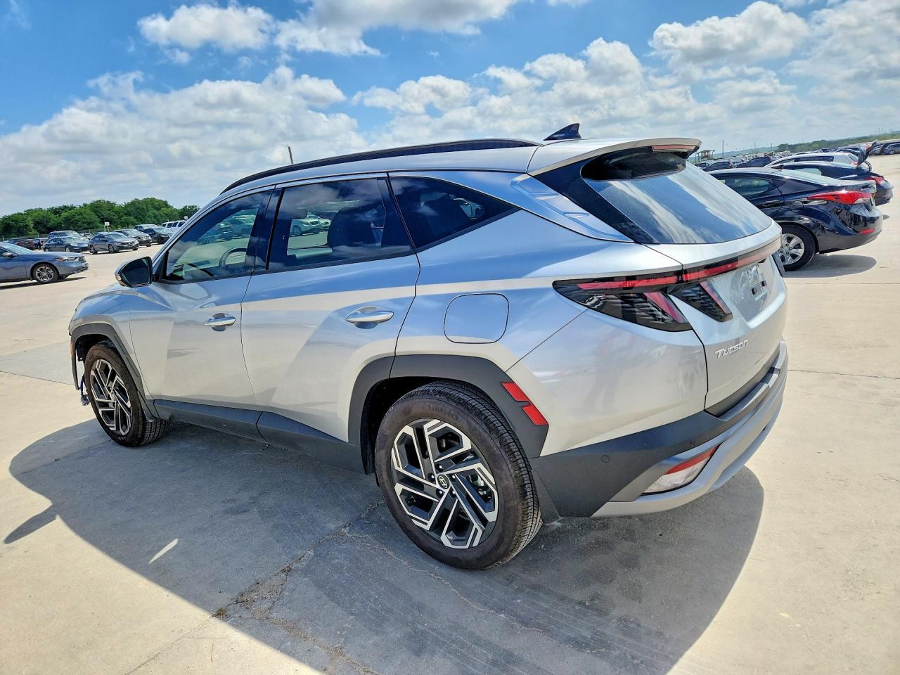 2026 Hyundai Tucson Limited - Фото 2