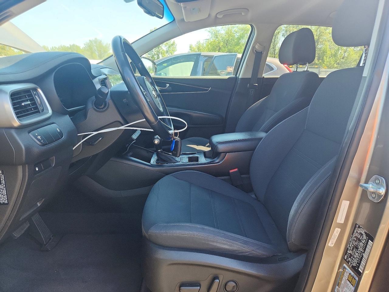 2016 Kia Sorento Lx - Image 7