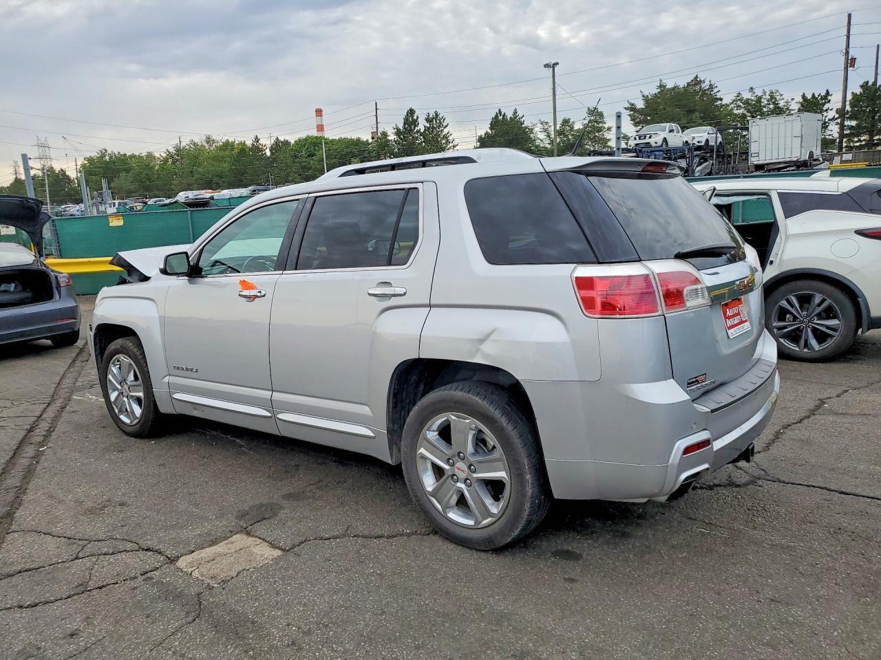 2013 GMC Terrain Denali - Фото 2