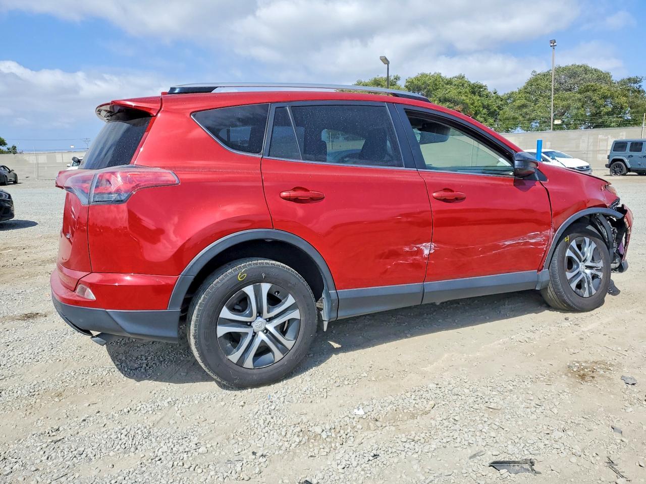 2017 Toyota Rav4 Le - Фото 3