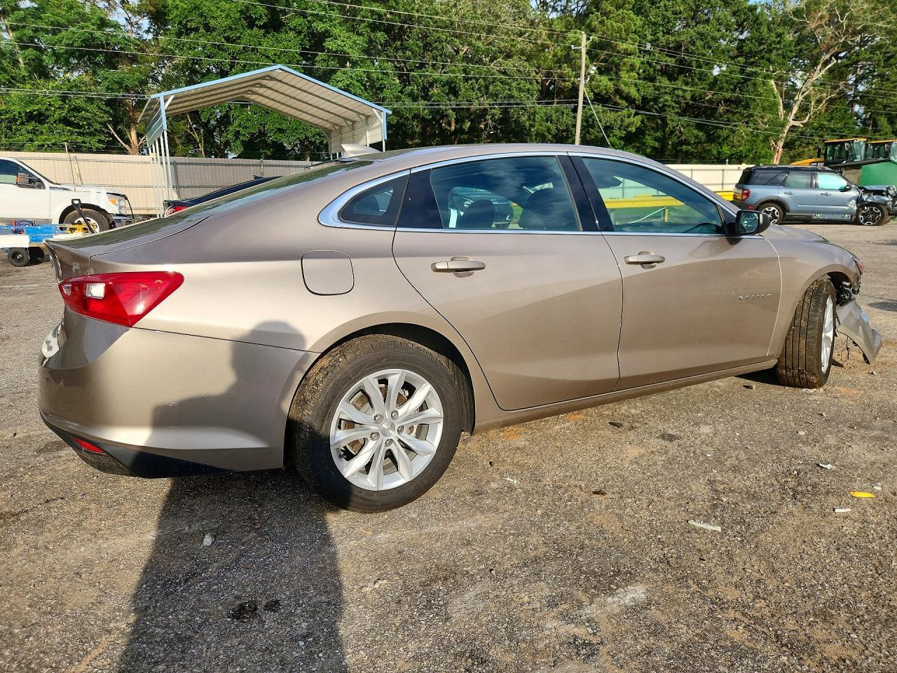 2024 Chevrolet Malibu Lt - Image 3