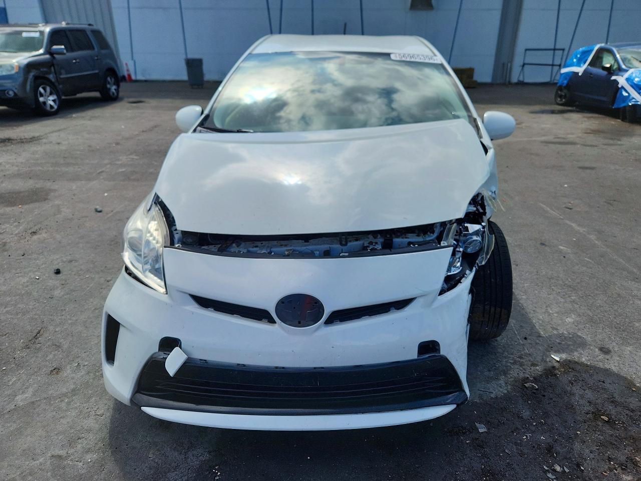 2015 Toyota Prius Four - Image 5