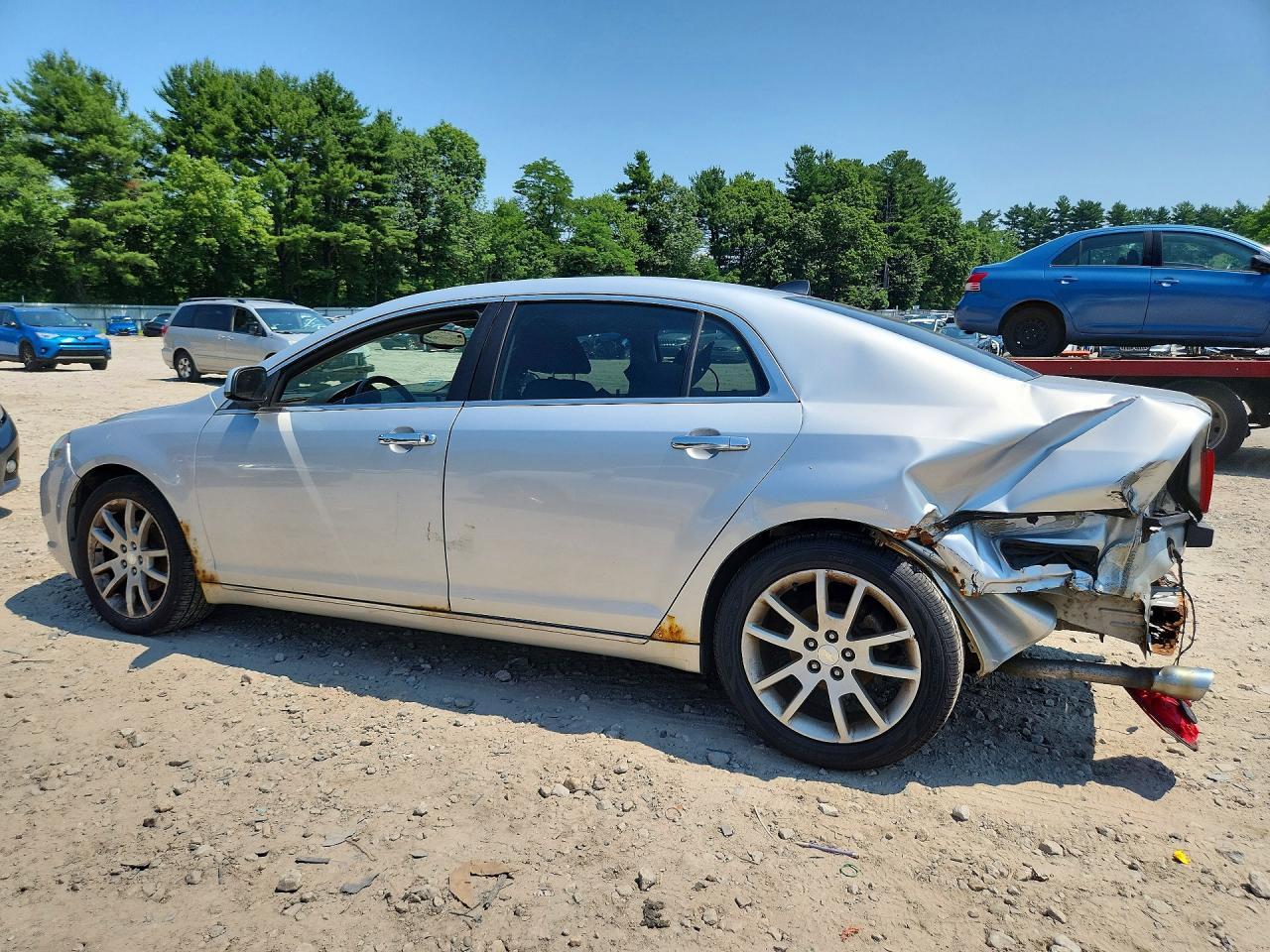 2012 Chevrolet Malibu Ltz - Image 2