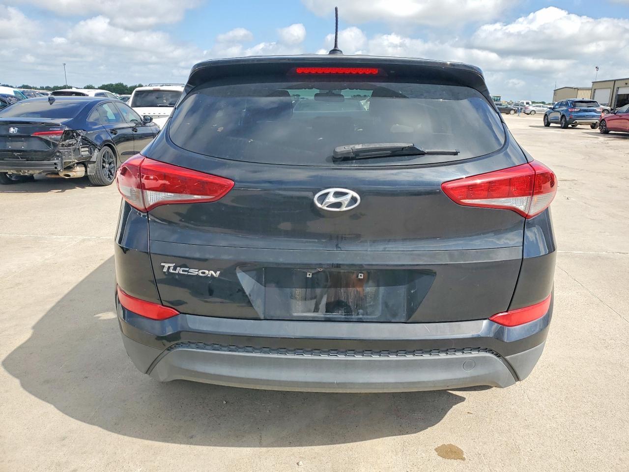 2017 Hyundai Tucson Se - Фото 6