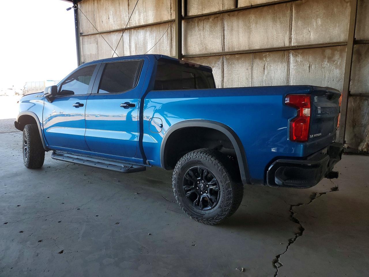 2022 Chevrolet Silverado K1500 Zr2 - Фото 2