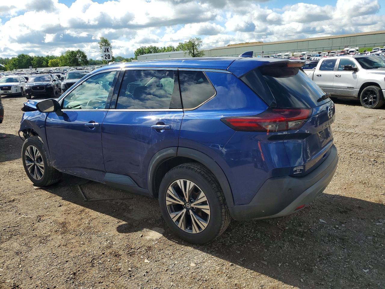 2021 Nissan Rogue Sv - Image 2