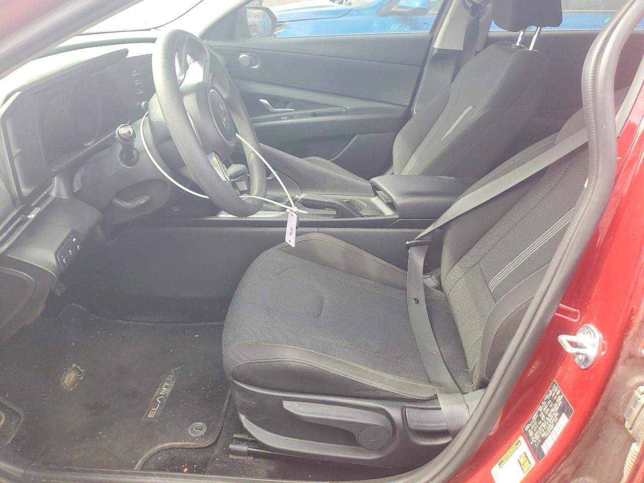 2023 Hyundai Elantra Se - Фото 7